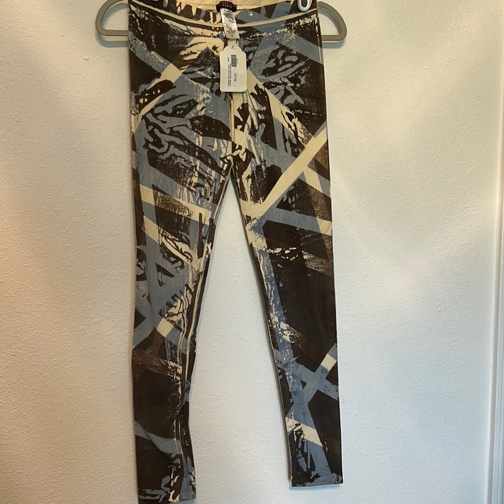T PARTY leggings yoga pants size small